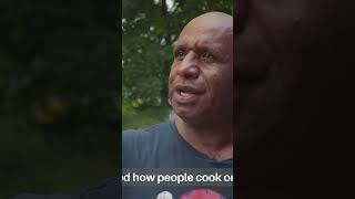 Trying Papua New Guinea's MOST ICONIC Drunk Food! 🐑🔥 Trying Papua New Guinea's MOST ICONIC Drunk Food! 🐑🔥