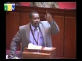 Joto la bunge maalum la katiba limezidi kupanda ikiwa ni siku ya pili ya uwasilishaji wa taarifa za kamati ambapo mwenyekiti wa kamati namba moja amekumbana na joto hilo na kujikuta katika hali ngumu iliyomsababisha kuahirisha kusoma taarifa ya kamati yake mara kadhaa .