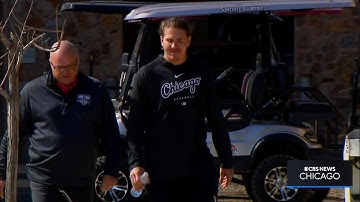 Mike Clevinger reports to Spring Training amid probe into abuse claims