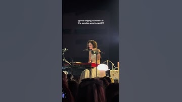 gracie abrams fault line (surprise song) live at tsou tour, cardiff