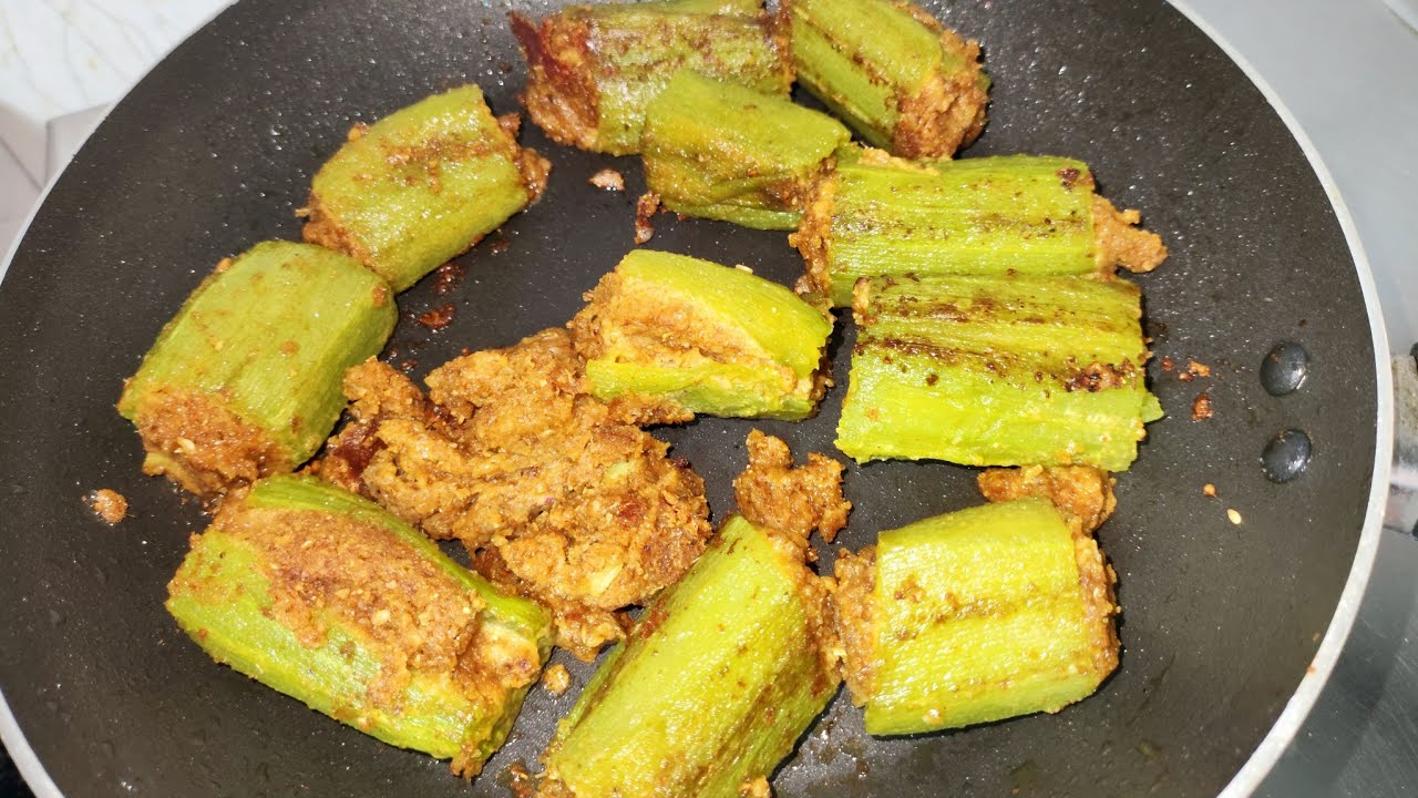 పొట్లకాయతోనించుడుకాయఇలావండుకుంటే పప్పుచారుసాంబార్లోకిఅదిరిపోయే ఎన్నోఆరోగ్యప్రయోజనాలుఇచ్చేకర్రీ రెడీ 