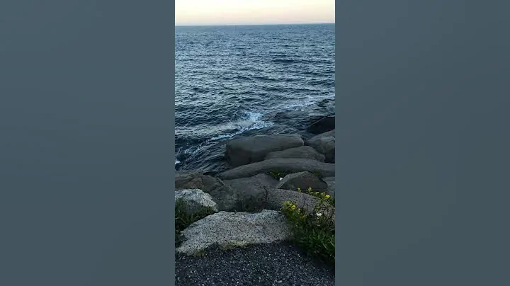 Short clip of the Nubble Light house in York Beach,Maine