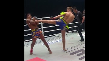 "The General" Jonathan Haggerty finds the opening 🎯 #ONE168