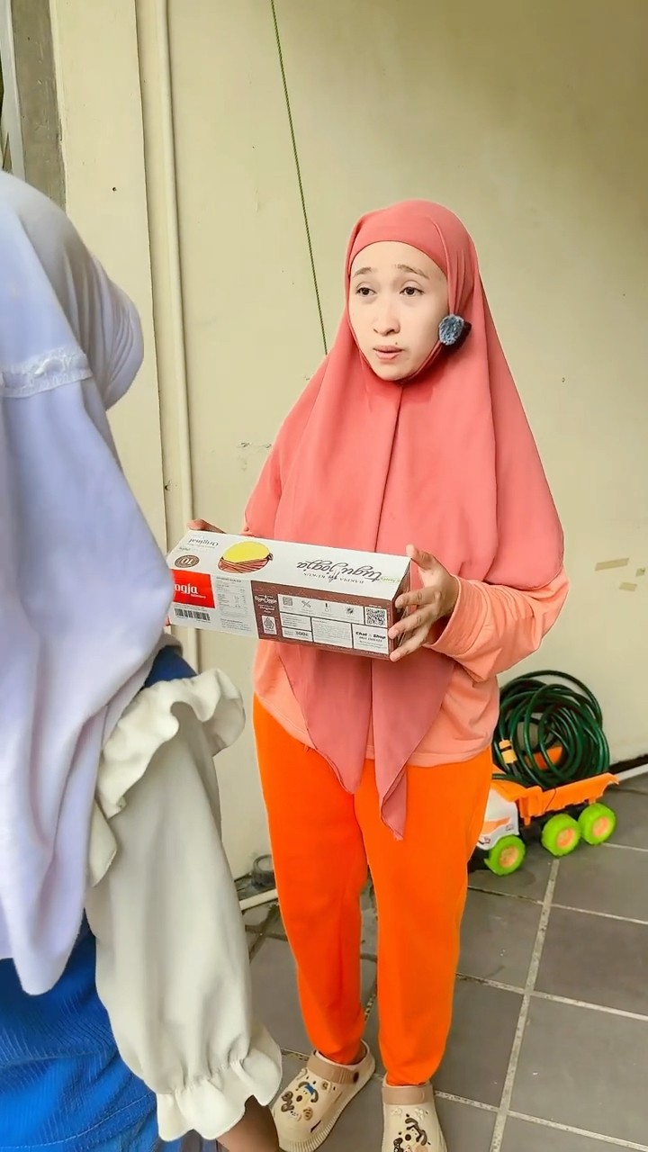 AINUN DIUSILIN NAZWA TAPI NAZWA TETAP BAIK KE AINUN