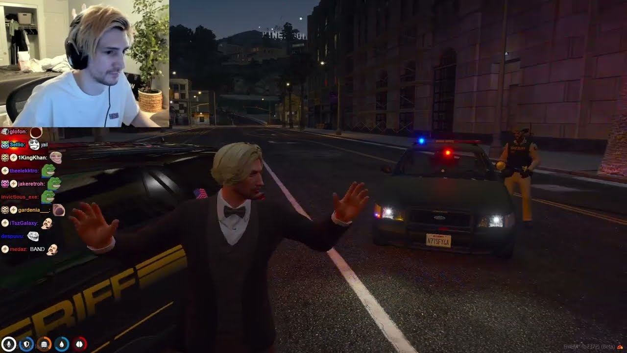 xQc steals 3 cop cars in 10 minutes