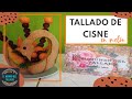 TALLADO/ Cisne en melón