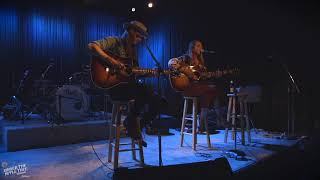 Demi Marriner - Mother Live at Douglas Corner Cafe | UNDER THE APPLE TREE
To see the full song + bonus performances from this session, download CountryLine here: https://www.countryline.tv/
& use the code UTAT2018 for 6 months FREE premium subscription.
Demi Marriner performs a beautiful live acoustic version of her song Mother for Under The Apple Tree sessions live at Douglas Corner Cafe in Nashville.
SUBSCRIBE HERE: http://bit.ly/2aeOGNK
WhisperingBobTV is the channel for music lovers everywhere. Curated by Bob Harris himself, we focus on bringing you the best music we possibly can through our Under The Apple Tree sessions, festival coverage, exclusive interviews and much more!
About UTAT:
Under The Apple Tree sessions are beautiful and intimate performances recorded live in the studio of Whispering Bob Harris, which just happens to be situated under an apple tree.
We focus on bringing attention to amazing artists who deserve to be heard by everyone. If youd like to apply for a session yourself, please fill out an application on our website: https://www.undertheappletree.co.uk/contact
Watch the last #UnderTheAppleTree session here: http://www.youtube.com/watch?v=oY3J78...
Our official website: www.undertheappletreefestival.com
Our Twitter: https://twitter.com/WhisperingBobTV
Our Facebook: https://www.facebook.com/WhisperingBobTV
SESSION CREDITS:
Producer/sound engineer/editor: Miles Myerscough-Harris Demi Marriner - Mother Live at Douglas Corner Cafe | UNDER THE APPLE TREE