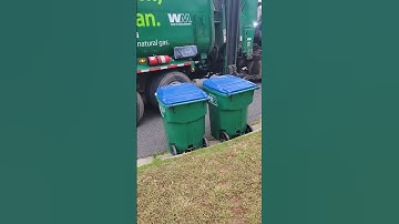 Waste management side loader on recycle filmed today before school #garbagetruck #shorts #subscribe