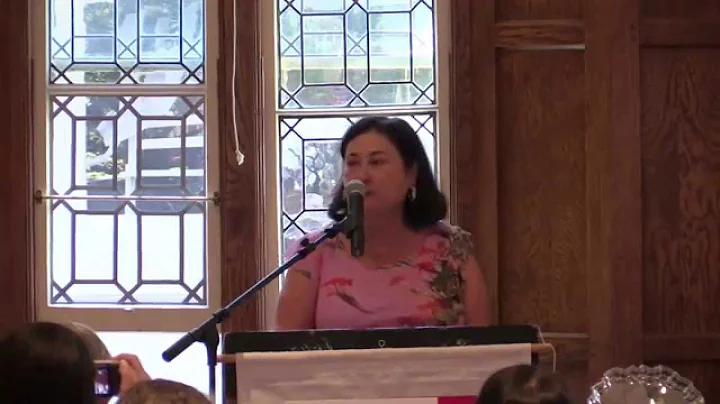 Prof. Linda Malone Honored With Spirit of Vassar A...