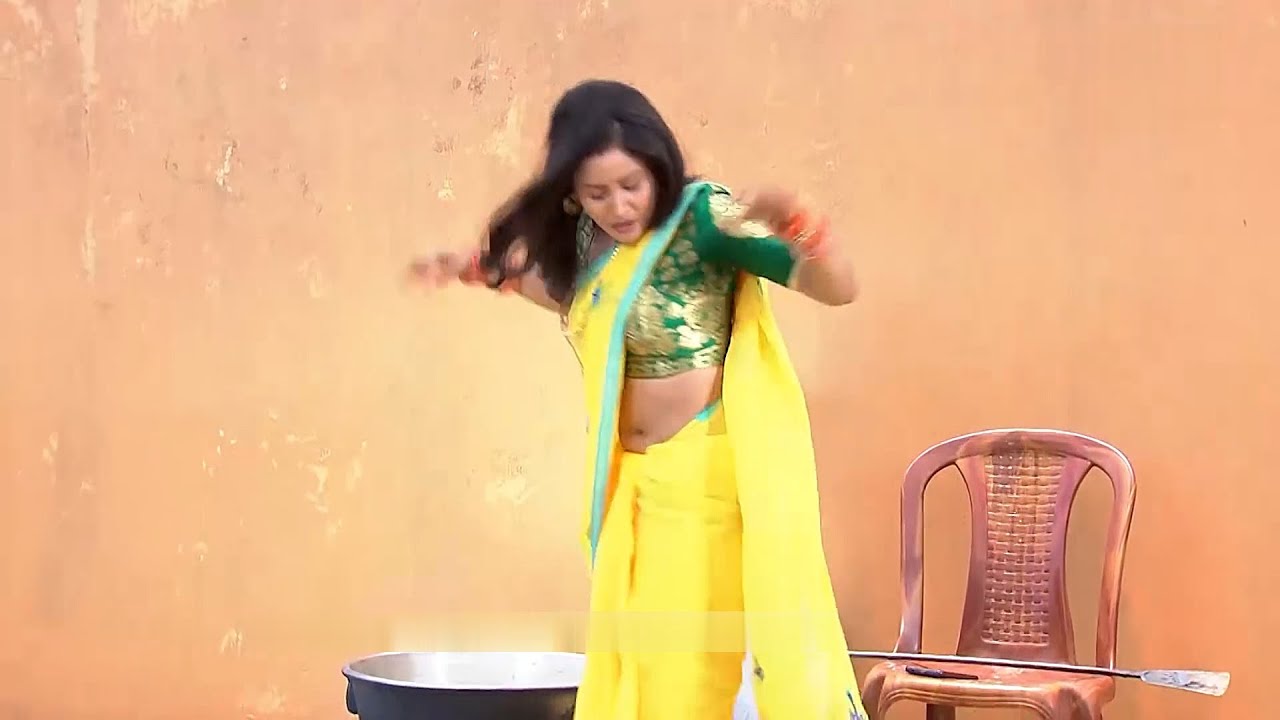 Priyanka Rath Hot Ever Sexy Shows Her Yummy Big Stomach Tummy Body Of ...