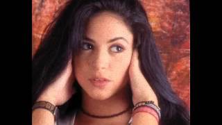 Is really Shakira a Colombian culture symbol?