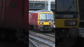 Royal Mail 325 train Passing Carlisle Station 19/12/23 railways trains