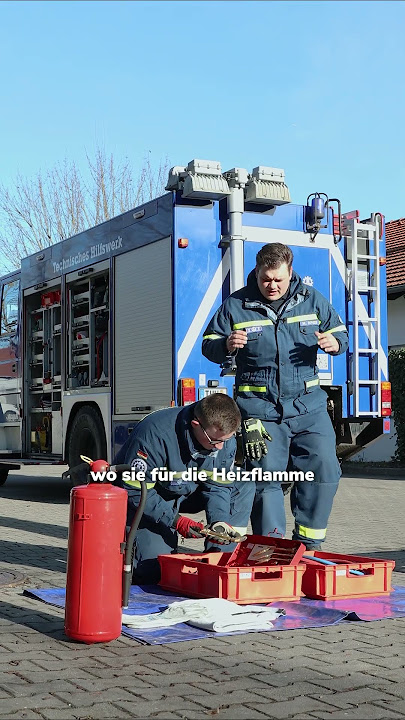 🔥 Wenn Stahl im Weg ist – THW-Power im Einsatz! 🔥 #einsatz #blaulicht #thw