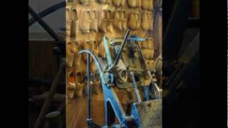 Typical Dutch Clogs Wooden Shoes Klompen Zaanse Schans Zaandam サボ 木底鞋 Træsko Zoccoli Typical Dutch Clogs Wooden Shoes Klompen Zaanse Schans Zaandam サボ 木底鞋 Træsko Zoccoli