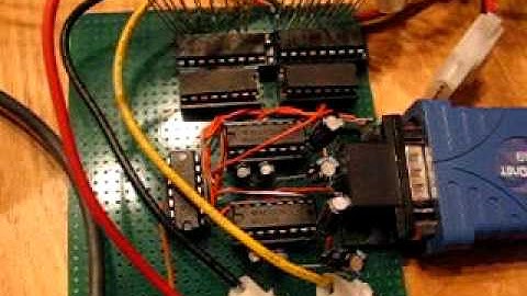 labview controlled 74HC595 registers - random LEDs flashing