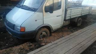 НЕБОЛЬШОЙ OFFROAD НА ГАЗЕЛИ ВО ДВОРЕ. A small off-road on the Gazelle in the yard.