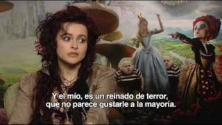 Alicia en el País de las Maravillas de Tim Burton | El lado más femenino de  Alicia | Disney Oficial - YouTube