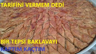 Tarifini vermem dedi, ama bir tepsi yapı verdi böyle bir el açması Bayram baklavası yok/ sohbet vloğ