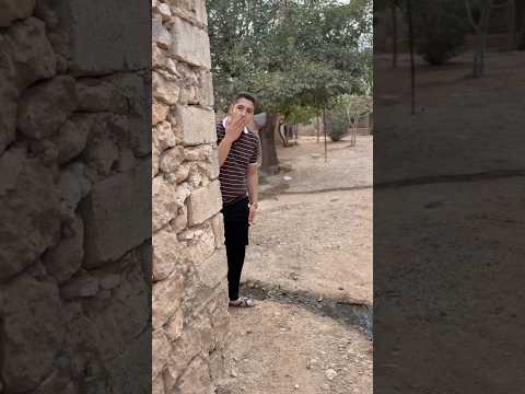 رجل يضع الخبز على جنب ولم يتوقع ما حدث بعدها     