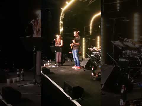 اغنية الشهيدة تالا الشوفي بصوت فنانة رائعة