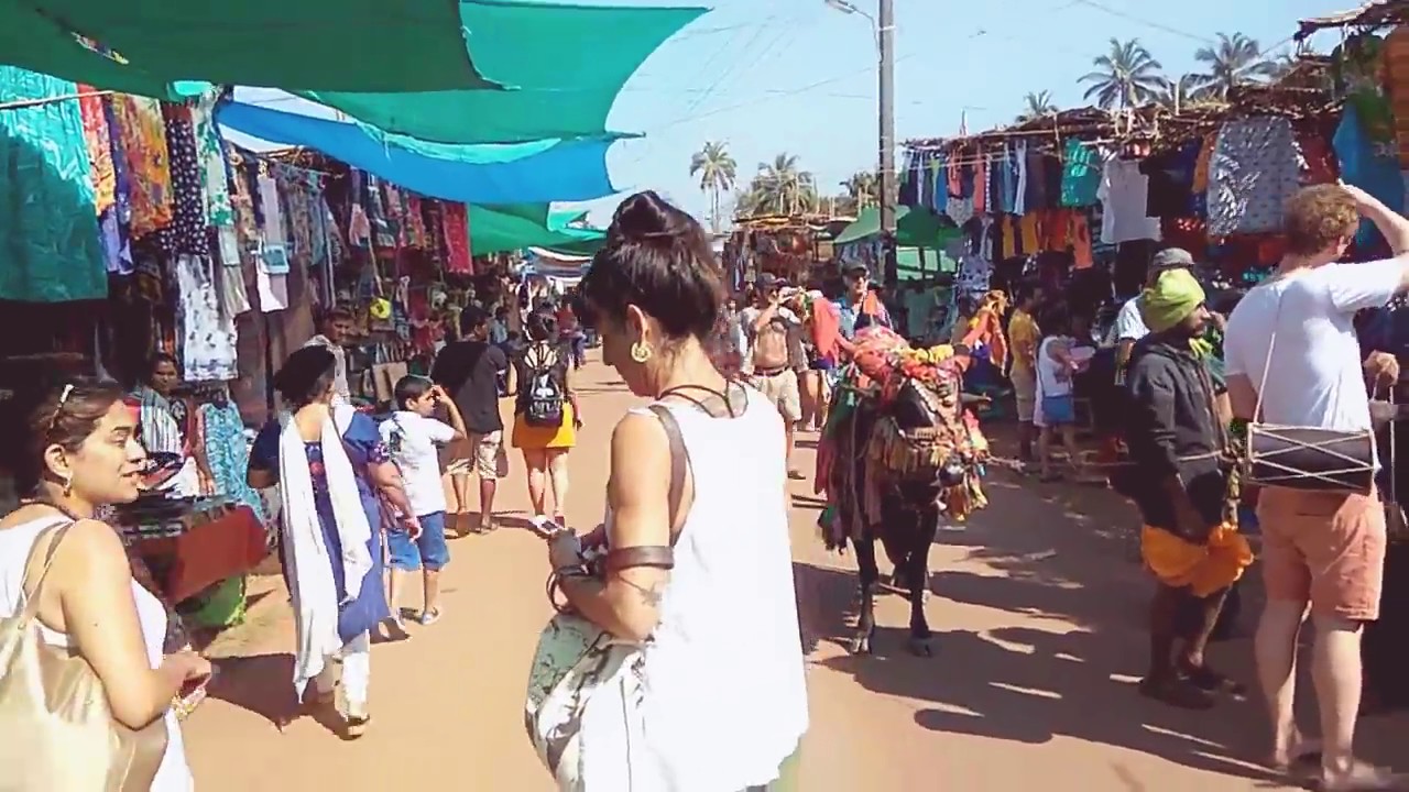Flea Wednesday Market Anjuna - YouTube