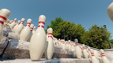 Bowling Balls and Pins on Old Stairs, Blender Animation, Physics Simulation, Neat video, Addon