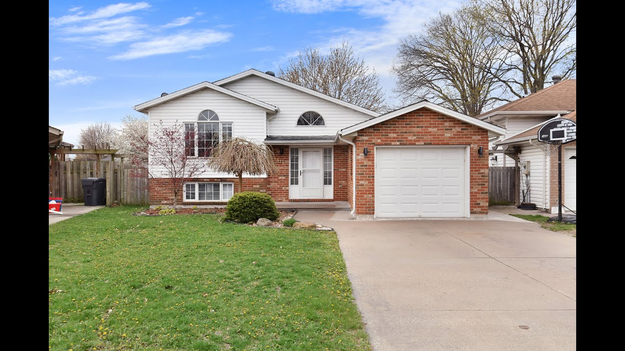 1311 Foster Ave Windsor ON Cinematic Real Estate video YouTube