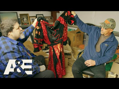 Sneak Peek: "WWE's Most Wanted Treasures" Returns to A&E with "Stone Cold" Steve Austin