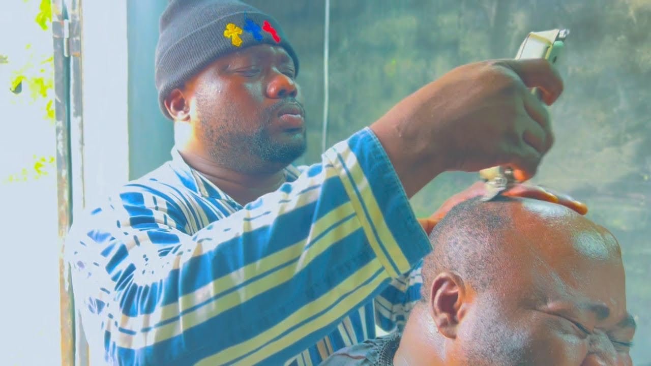 Fingon devenu Nouveau Coiffeur, Invente une nouvelle COIFFURE