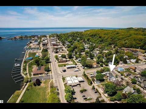 706 Forest Avenue, Frankfort, MI home video tour