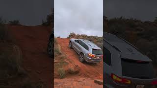 Jeep Grand Cherokee WK2 Hill Climb sand to rock mode