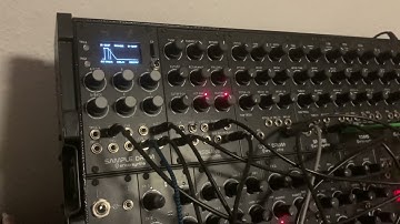 Quick jam with Erica synth Techno System, Zen Delay, dreadbox hypnosis, Bastl MIDI looper, model d