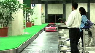 Baggage claim area at Shivaji Airport, Bombay