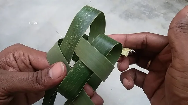 How to make simple fish from palm leaves, fish making with coconut leaves, very easy DIY, home decor