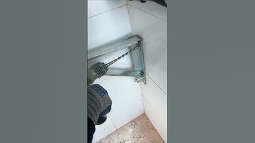 The process of fixing with wall expansion screws- Good tools and machinery make work easy