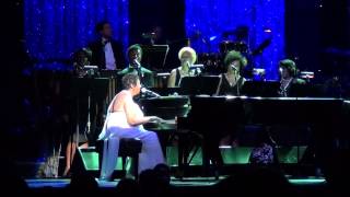 Video thumbnail of "Aretha Franklin - Tribute to Whitney Houston"