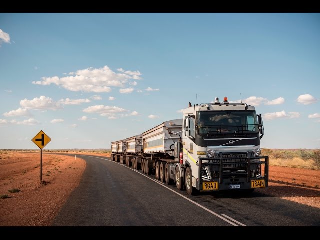 Volvo Trucks - 175 tonnes road train through the Australian outback - Drivers World (E08)
