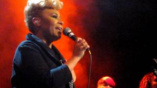 Emeli Sandé - Tiger (live in Cologne 2012) NEW SONG HD