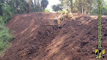 Wonderful Mitsubishi work ! dozer pushing the soil into water in canal ! bd2f and dumptruck action