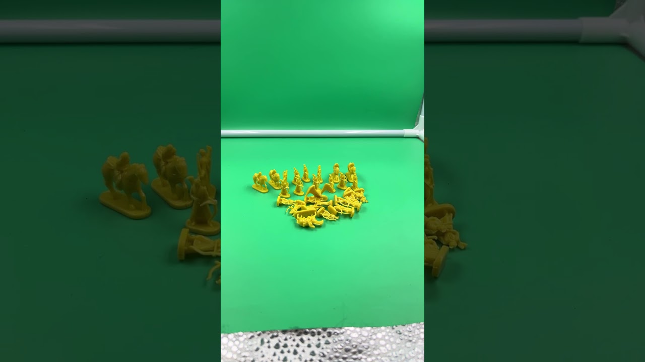 Elf Yellow Army Risk Board Game PCS 29 Plastic Lord of the Rings Replacement