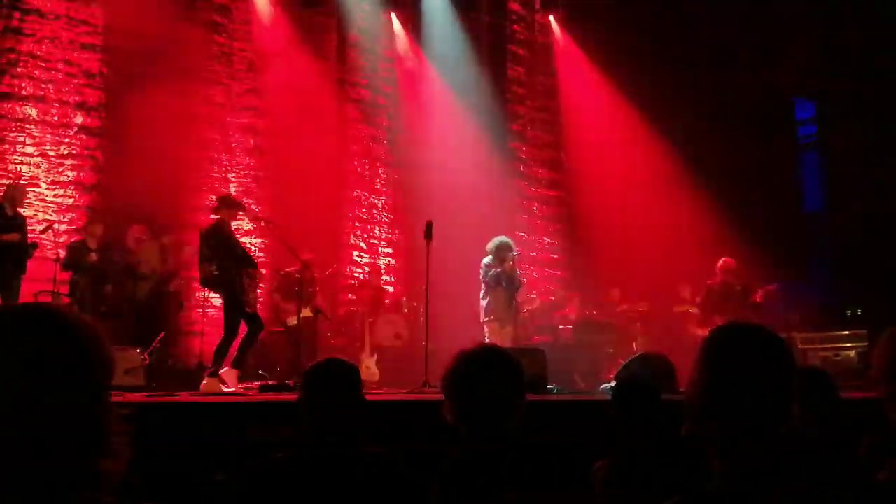 Watch DI-RECT - DEVIL DON'T CARE (Live @ Rijswijkse Schouwburg , Rijswijk) on YouTube Watch DI-RECT - DEVIL DON'T CARE (Live @ Rijswijkse Schouwburg , Rijswijk) on YouTube