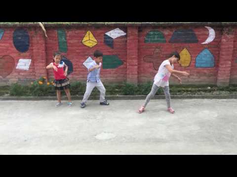 Pani paryo dance by tiny town pre school kids