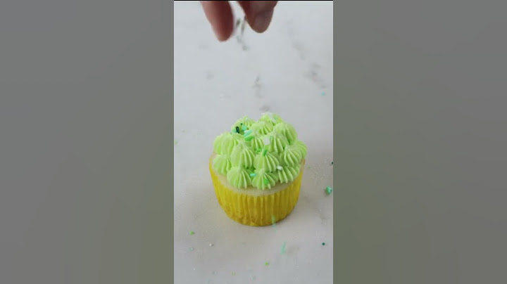 Quick & Easy Dinosaur Cupcakes! #shorts