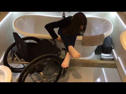 instructional-video-of-a-c6/7-complete-spinal-injury-bath-transfer