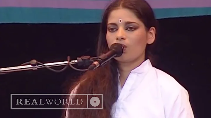 Sheila Chandra - Ever So Lonely/Eyes/Ocea...  (live at World in the Park 1992)
