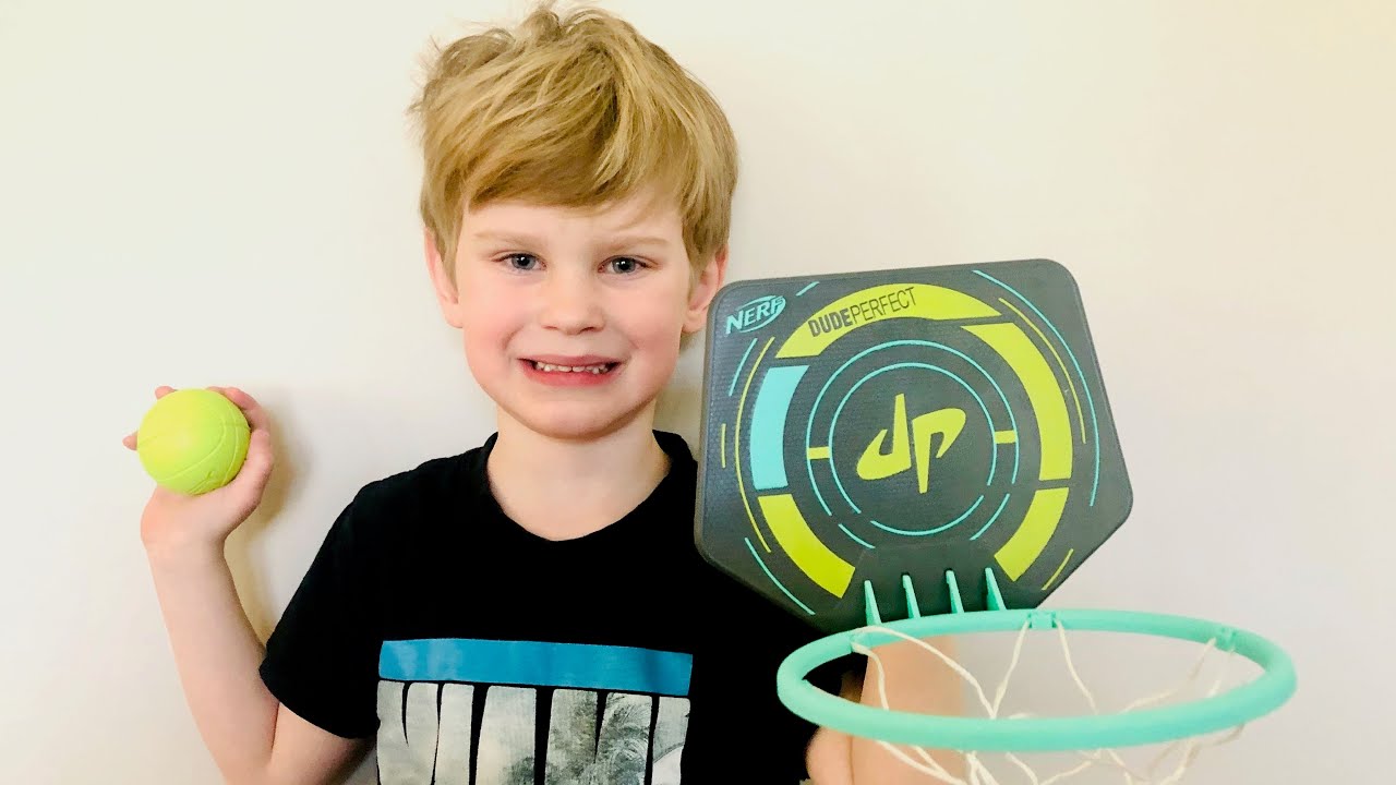 Louis Perfect 3 - NERF Dude Perfect Mini Perfectshot Hoop