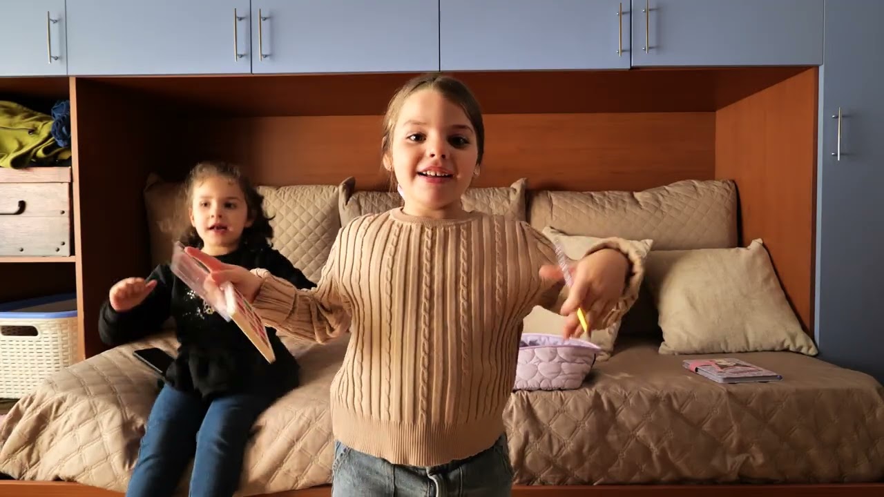 AURY E IL SUO MAKE-UP