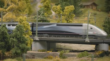 Märklin H0 Digital Anlage - Modelleisenbahn im Automatikbetrieb (4K Video)