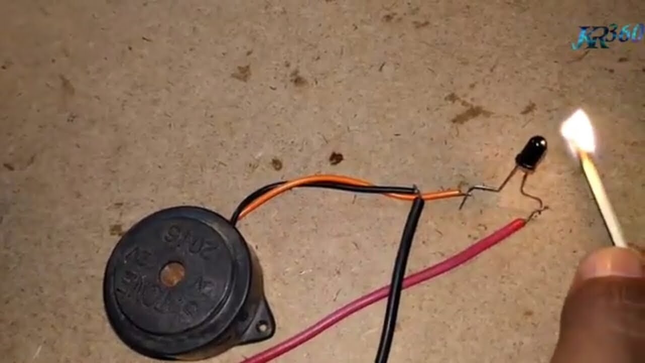 How to make a fire 🔥 alarm . Easy method..