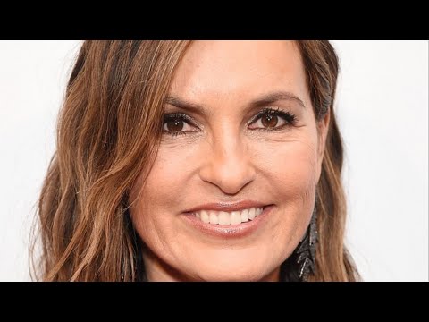 Videó: Hargitay Mariska Net Worth